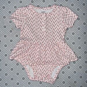 🛍PRETTY LITTLE GIRLS ROMPER SIZE 6 MONTHS 🛍